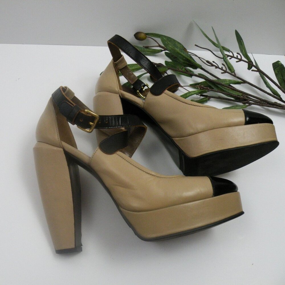 Worn Once! Marni Tan Black Cap Toe Heeled Mary Jane Shoes 38 (8) - Picture 6 of 9
